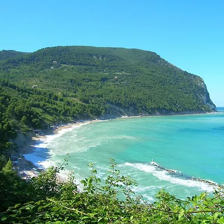 Marche Hills Lägenhet *